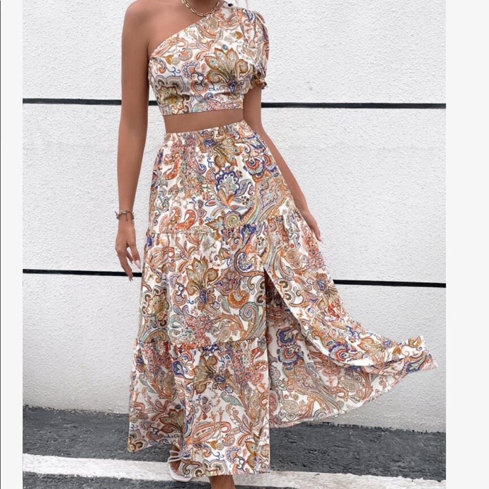 Boho Gypsy Floral Paisley Print Puff Sleeve One Shoulder Crop Top Slit Skirt Set - Picture 8 of 11